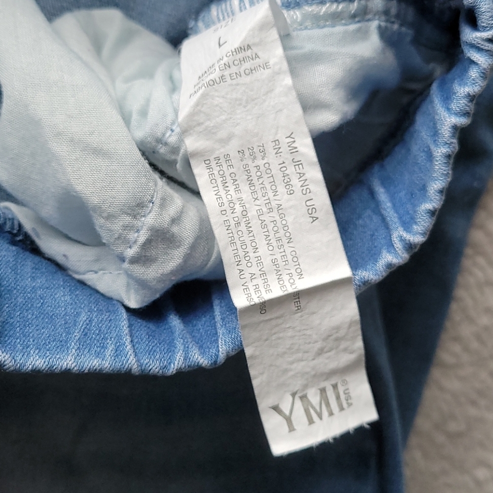 Jeans - Picture 3 of 4